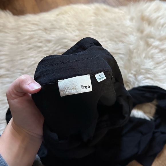 ARITZIA Wilfred Free Black Tie Front Blouse - Picture 4 of 4